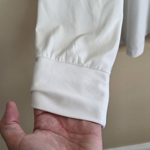 Old Navy Active | Cloudmotion White Long Sleeve Tee Side Slits Size Large - Picture 4 of 6